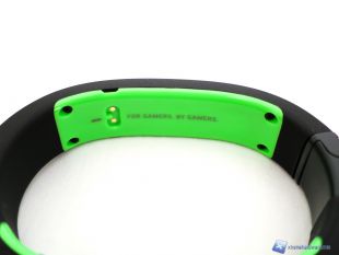 Razer-Nabu-15